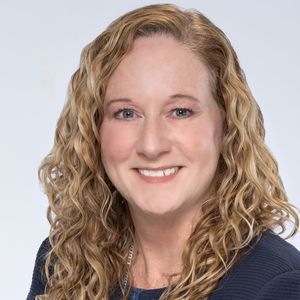 Meet your Posher, Jenifer